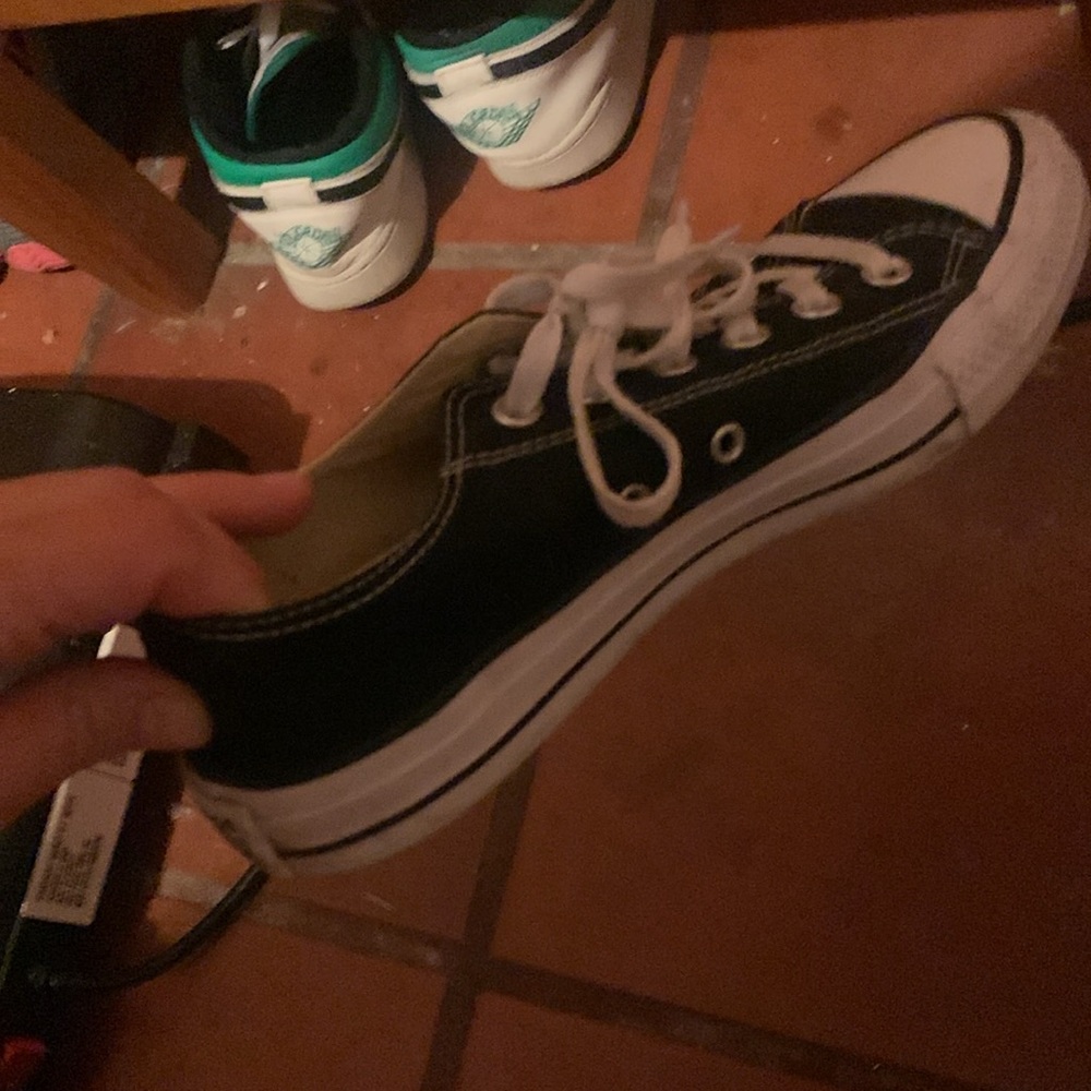Converse - Picture 4 of 4